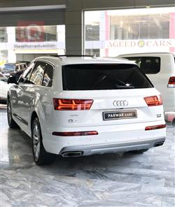 اودي Q7